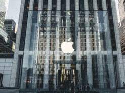 Apple анонсировала еще одну презентацию