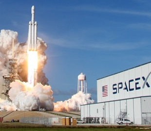 SpaceX перенесла запуск глобального интернета