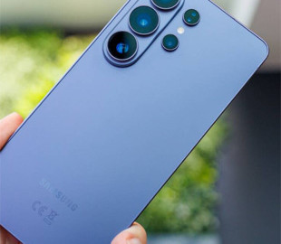 Samsung пояснила появу червоного відтінку на Galaxy S26 Ultra