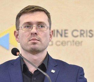 QR-коды для вакцинированных — когда в Украине введут внутренние COVID-сертификаты, рассказал Кузин