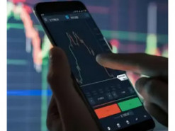 Московська біржа оголосила про примусово конвертацію найвідоміших валют світу у рублі