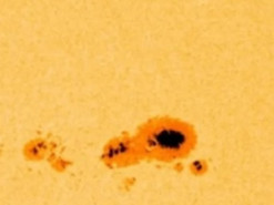 На Сонці з'явилася пляма в 9,5 рази більша за площу Землі