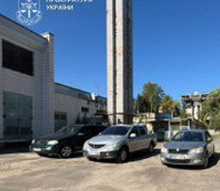 Продавали гуманітарні авто через TikTok: чотири вилучені машини передали ЗСУ