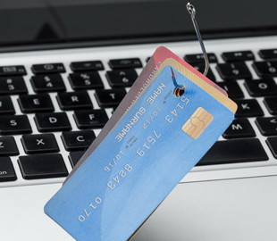 Псевдопрацівник банку ошукав жительку Славути майже на 60 тисяч гривень