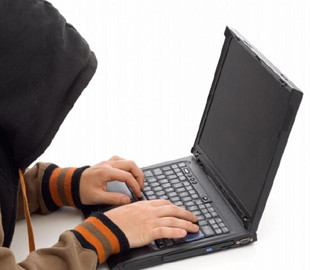 Шахраї маскуються під популярні сервіси для обману українців