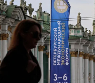 На тлі атаки дронів та візиту Путіна. У Санкт-Петербурзі відключили мобільний інтернет
