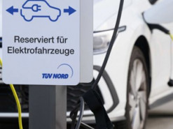 General Motors та Honda розробляють бюджетні електромобілі