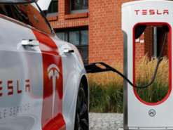 Tesla заинтересована в поставках никеля для тяговых батарей из Канады