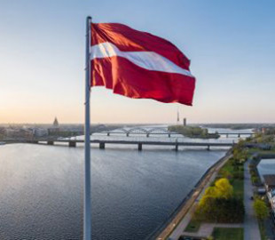 В прикордонних з РФ районах Латвії розіслали сповіщення про можливу загрозу з повітря