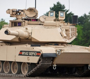 Польща отримала від США перші 28 танків Abrams