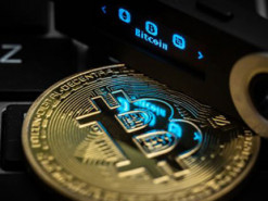 Bitcoin встановив рекорд вартості за останні три роки, - Bloomberg