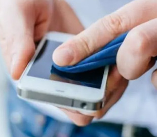 Як захистити телефон узимку: поради на кожен день