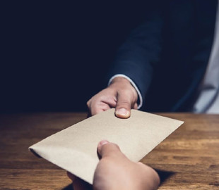 Мешканці Львівщини зможуть повідомляти про корупцію через бота в Telegram