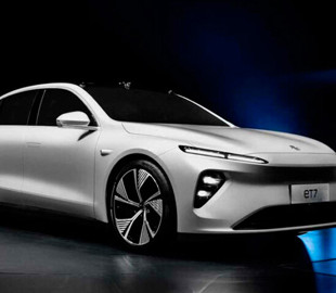 У мережі показали нового конкурента Tesla Model S