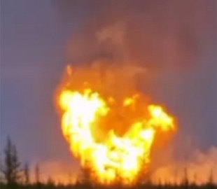 В РФ произошел пожар на крупнейшем месторождении газа