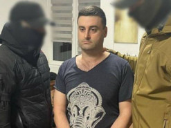 Працював на дві спецслужби. Україні вперше видали агента РФ: всі деталі