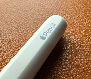 Apple Pencil для складаного iPhone вже існує: що може зірвати його вихід