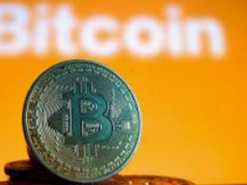 Експерти назвали три чинники обвалу біткоїна