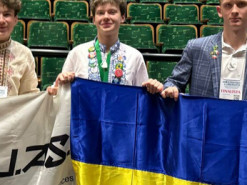 Десятикласник із Житомирщини здобув міжнародну відзнаку за розробку антени для БпЛА