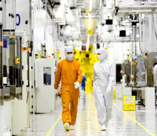 В следующем году возрастёт финансирование производства полупроводников по всему миру