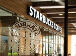 Starbucks начнет продавать кофе за биткоины