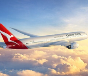 Авіаперевізник Qantas затримує рейси через загрозу падіння уламків ракет SpaceX 