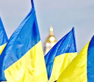 В українському суспільстві зріс попит на «сильну» руку в період війни, — опитування