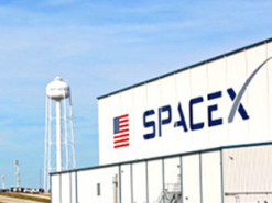 SpaceX отправила космический корабль «Дракон» в прощальный полет