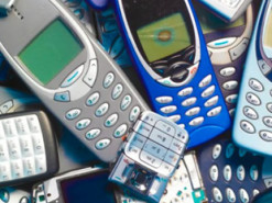 Ці моделі старих телефонів можна продати за чималі гроші: список