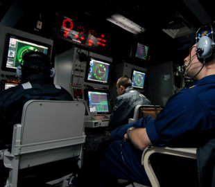Підводні дрони зі штучним інтелектом допомагають ВМС США шукати загрози