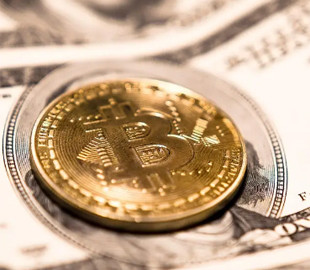 Bitcoin летить униз: що стоїть за новим обвалом крипторинку