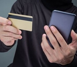 Чоловік перерахував інтернет-аферистам 10000 гривень