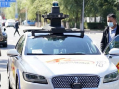 В Китае заработало такси будущего: пассажиров возят беспилотные авто