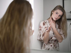 Учені представили "дзеркало довголіття", яке показує, як насправді старіє людина