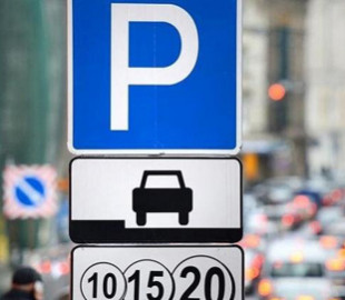 В сети показали фото сверхнаглого "героя парковки" в Киеве