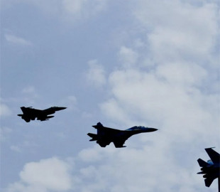 Скільки літаків одночасно можуть підняти США для масштабної атаки: експерти назвали цифру