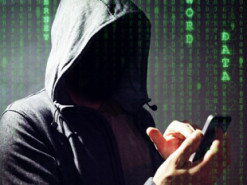 Шахраї, видаючи себе за співробітників спецслужб, ошукали жінку на майже 160 000 гривень