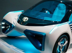 Новая услуга Toyota позволит наделять старые автомобили новыми функциями