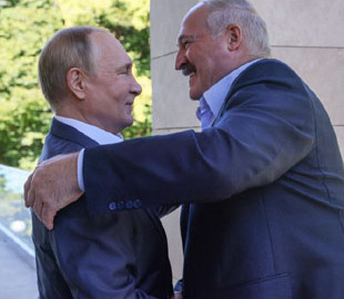 Якщо Путін не зможе захопити Україну, він спробує остаточно анексувати Білорусь – опозиціонер