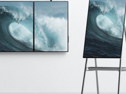 Microsoft представила огромный настенный планшет