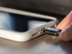 Топ-5 прихованих налаштувань смартфона, які «з’їдають» батарею щодня