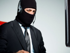 Шахраї відкрили інформаційне полювання на столичну суддю та її родину