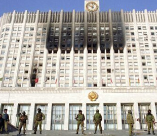 "Вони щось знають": в РФ сенаторів застрахують від травм під час військових переворотів