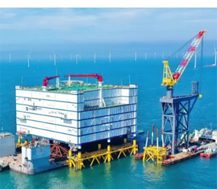 Китайський рекорд. У море вирушила найбільша у світі офшорна вітрова станція на 25 тисяч тонн