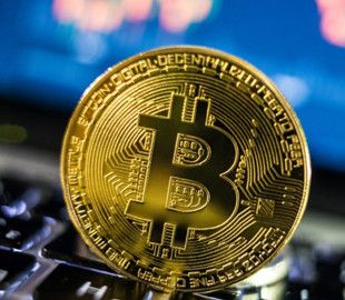 Найбільший власник криптовалюти придбав 1% всіх видобутих біткоїнів