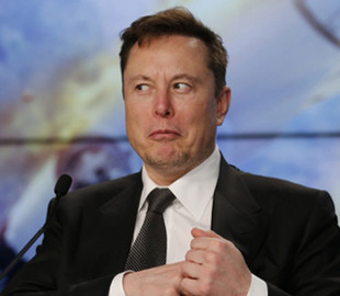 Критик Tesla подал в суд на Илона Маска за клевету