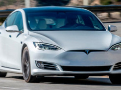 Компанія Tesla скасувала дуже приємну послугу незадоволеним водіям