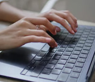 В Україні судили жінку за виправдовування збройної агресії РФ проти України