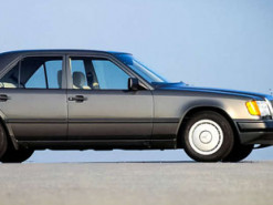 Масовий перехід на електрокари стане початком кінця для класичних седанів