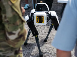 Армія США випробовує перших роботів-собак для патрулювання в напівавтономному режимі